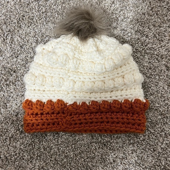 Red K Ranch Hand Made Pom Pom Knit Beanie - Picture 5 of 5